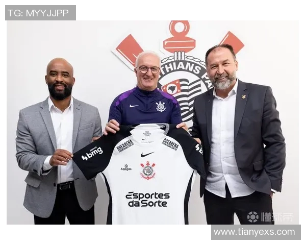 科林蒂安与蒙国民的激烈对决揭示巴西足球的魅力与竞争力 科林蒂安与蒙国民的激烈对决揭示巴西足球的魅力与竞争力